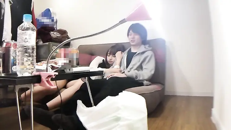 FC2PPV 1086269 【甘えん坊のデカ美尻ギャル☆完全素人】Ｓ級のにゃんにゃん系アニヲタＥカップ女子♪ガチリアルでジローのセフレを後輩に抱かせてみたお宝レア動画≪№17≫
