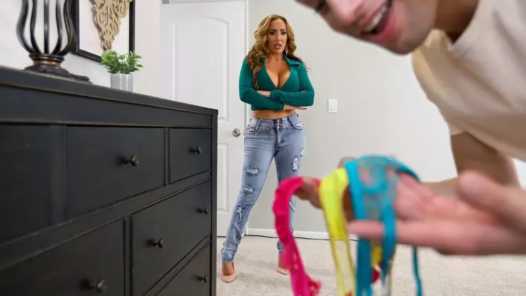 Moms Boy Toy:Moms Panties on PornVe