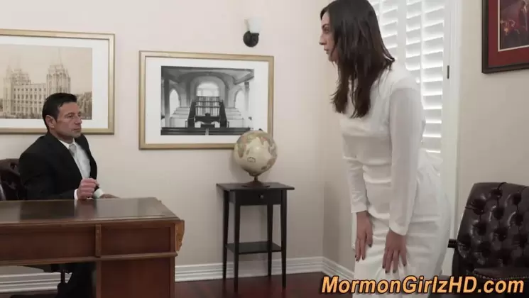 Real teen masturbates