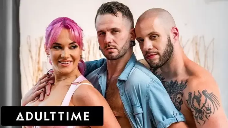 Bisexual Studs Join Big Booty Babe Siri Dahl For THE BEST MMF THREESOME!