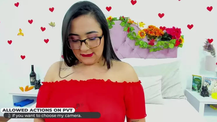 DanaWestmore fucking her pussy with a dildo