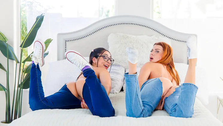 Stepbro Owes Us Some Dick - S28:E4