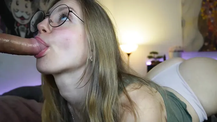 Diana Sucks Dick Four in a Hardcore Teen Amateur Video