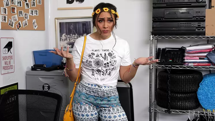Stupid Hippie Bitch Caught and Fucked by Security